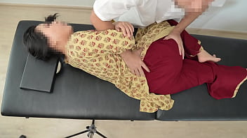 Sensual Indian Beauty Full Body Massage
