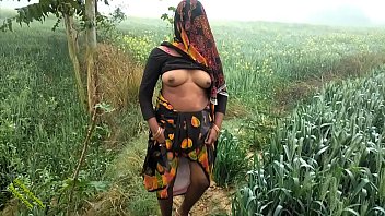 Wild Outdoor Desi Fuck With Radhika