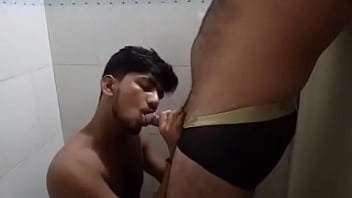 Tamil Stud Enjoys Passionate Oral Pleasure
