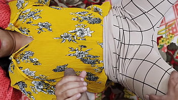 Passionate Desi Couple’s Intimate Love Session With Hindi Moans