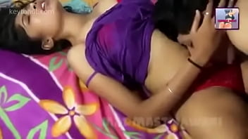 Seductive Desi Beauty In Traditional Attire