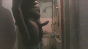 Seductive Moves In The Midnight Show