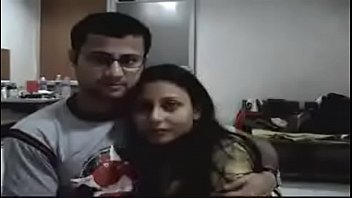 Sensual Indian Couple’s Steamy Home Affair