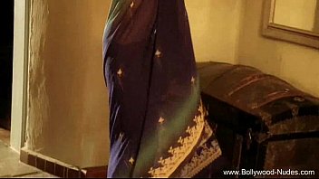 Seductive Bollywood Beauty’s Alluring Smile