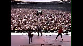 Sexy Caroline – Status Quo Live 1985 Performance