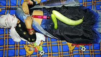Indian Bhabhi’s Debut Sensational Viral Video – Sizzling Hot