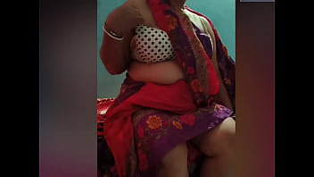 Naughty Desi Bhabi Teased On Live Cam