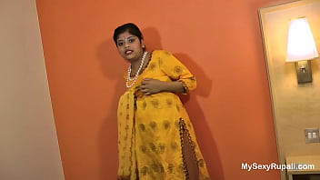 Seductive Indian Beauty Rupali