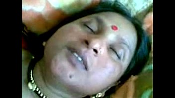 Seductive Indian Housewife Enjoys Passionate Lovemaking With Her Husband