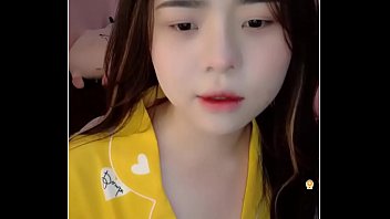 Hot Bigo Live Stream Tease