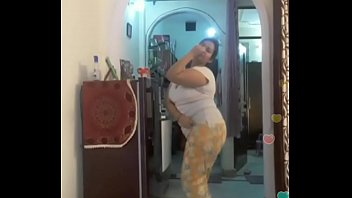 Sizzling Indian Bhabi Flaunts Her Curves On Bigo Live