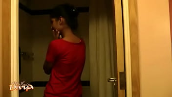Indian Beauty’s Sensual Strip Tease