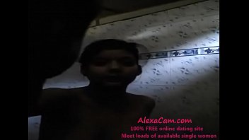 Desi Babe Gets Wild On Youporn