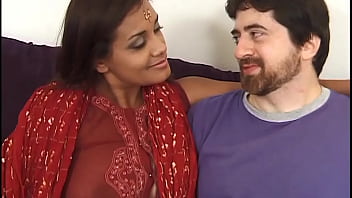 Shriya Aunty’s Secret Lust With Stepbrother And His Friend – Hindi Audio