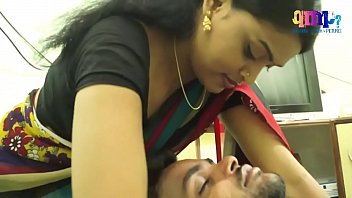 Seductive Affair: Indian Housewife And Tech Lover’s Secret Passion
