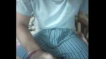 Hot Indian Babe Teasing On Cam