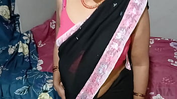 Sensual Desi Maid With Voluptuous Curves Caught In Fantasy