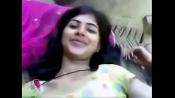 Seductive Indian Homemaker’s Secret Encounter