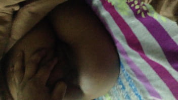 Delhi Boy Pleasures Indian Girl With Intimate Licking