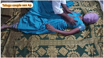 Intimate Encounter With A Housewife In Green Sari