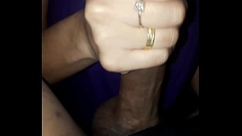 Married Woman Giving A Mind-blowing Blowjob