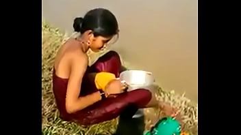 Desi Bhabhi Bathing Open Place