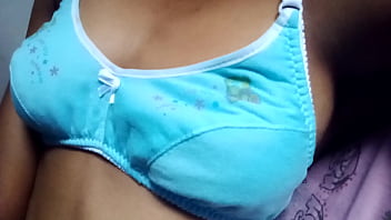 Desi Beauty Blessed With Incredible Natural Tits