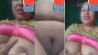 Plump And Experienced, This Milf Bares It All For A Steamy Video Call