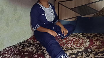 Indian Desi Stepsister’s Steamy Sex Tape