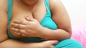 Busty Desi Aunty With Curves That Drive You Wild
