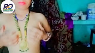 Nephew Fucks His Aunt In The Stable At Home, Hindi Audio