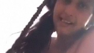 Slim Sri Lankan Babe Riding Hard In Leaked Sex Tape