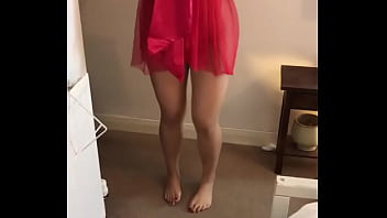 Desi Babe’s Sizzling Seductive Moves