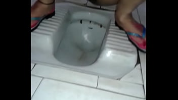 Desi Housewife Pooja’s Naughty Golden Shower