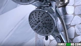 Daddy’s Morning Wood Gets A Helping Hand From His Stepdaughters