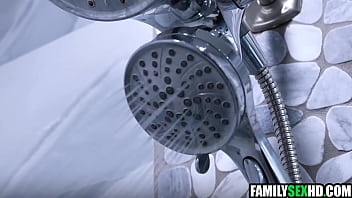 Daddy’s Morning Wood Gets A Helping Hand From His Stepdaughters