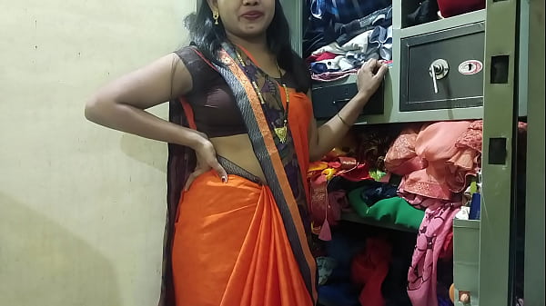 Peeling Off The Maid’s Sari And Pounding Her Wet Pussy – Hindi Audio