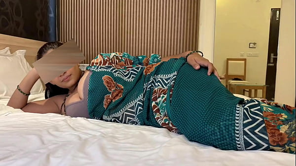 Sizzling Sasur Ji Seduces His New Bride Before Pounding Her Deep In A Steamy Hindi Audio Tale