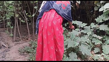 Hot Desi Housewife