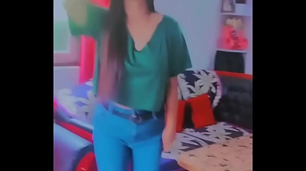 Desi Hotties With Irresistible Curves