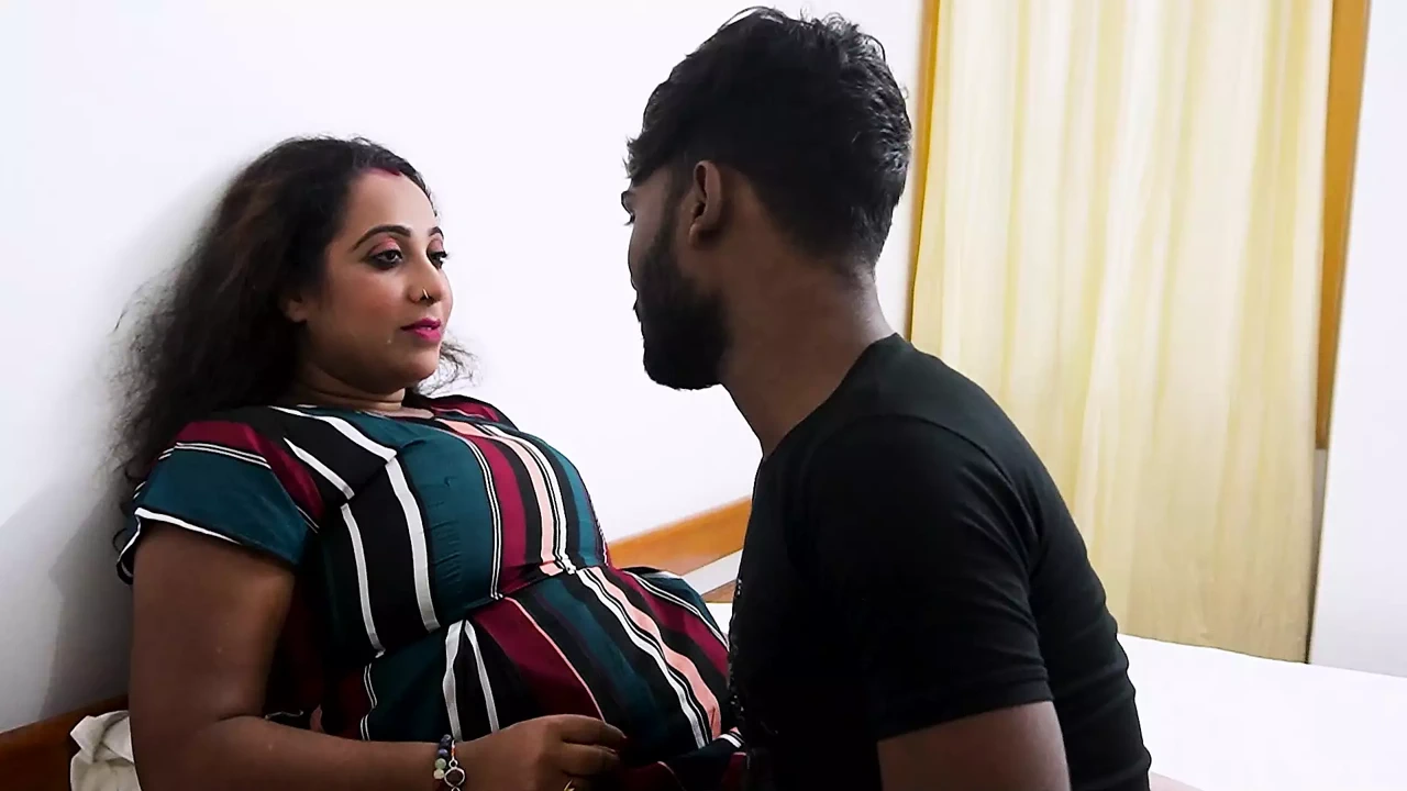 A Big Boobs Sexy Aunty Apne Son Ke Sath Chudai Kia, Hardcore Sex, Mom & Stepson