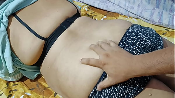 Desi Bhabi Jiya Gets Her Juicy Ass Pounded And Massaged
