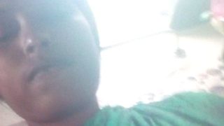 Bengali Hot Boudi In Saree Playing With Her Wet Pussy Taking A Naughty Selfie