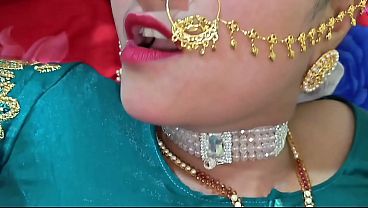 Sizzling Indian Lovers’ Intimate Bedroom Encounter With Steamy Hindi Moans