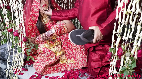 Xxx Indian Shaadi Ki Raat Aur Honeymoon Ka Mazaa Xxx Hindi Mein Xxx