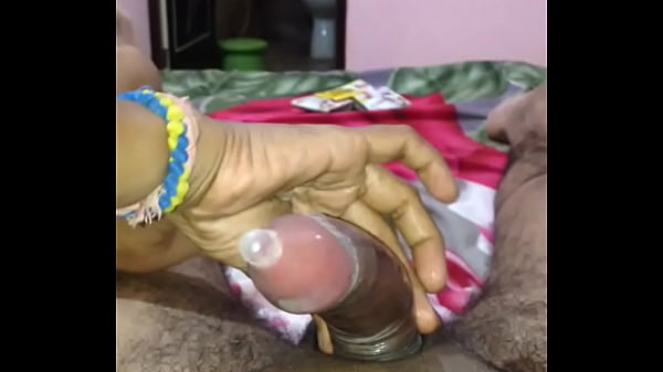 Desi Slut Putting On A Condom